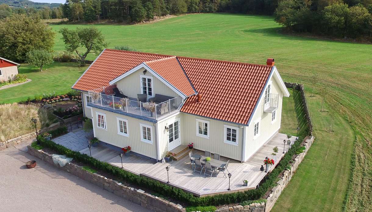 Detaljerad offert för takläggning utan dolda kostnader